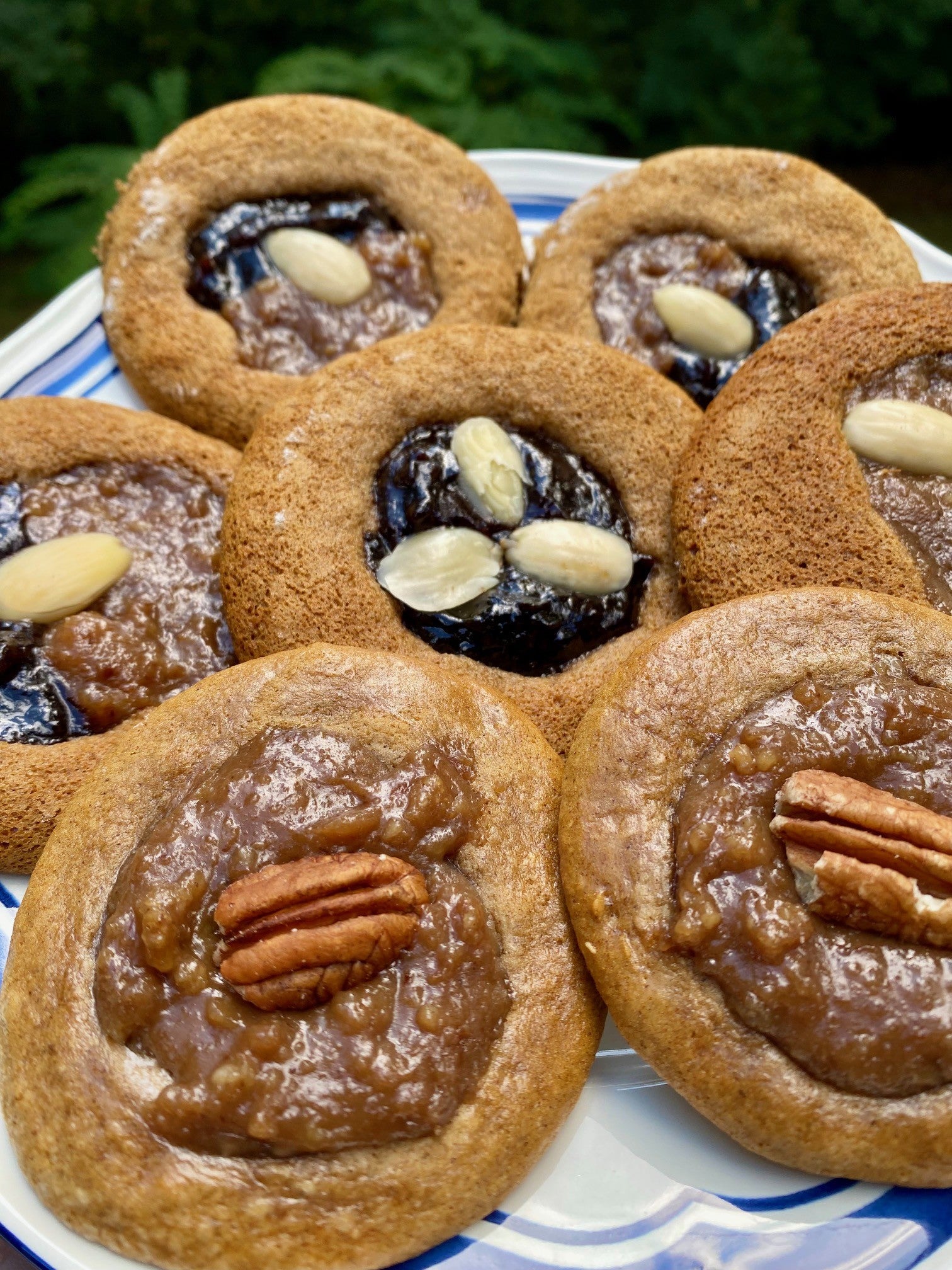 Gingerbread Jam Rounds (8ct)